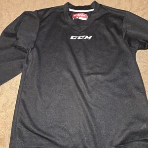 CCM Hockey Shirt Youth S/M Black Long Sleeve Athletic Top